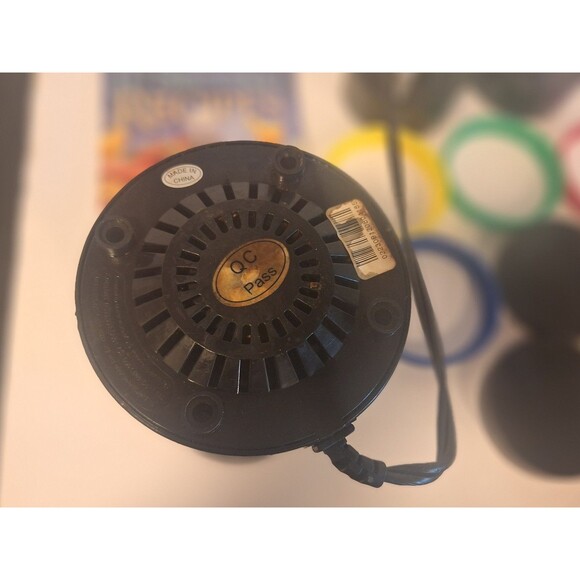 Magic Bullet Blender MB1001, 120V,250W,60Hz,Works Accessories & Booklet Included - Picture 6 of 8